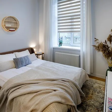 Apartment And Cozy